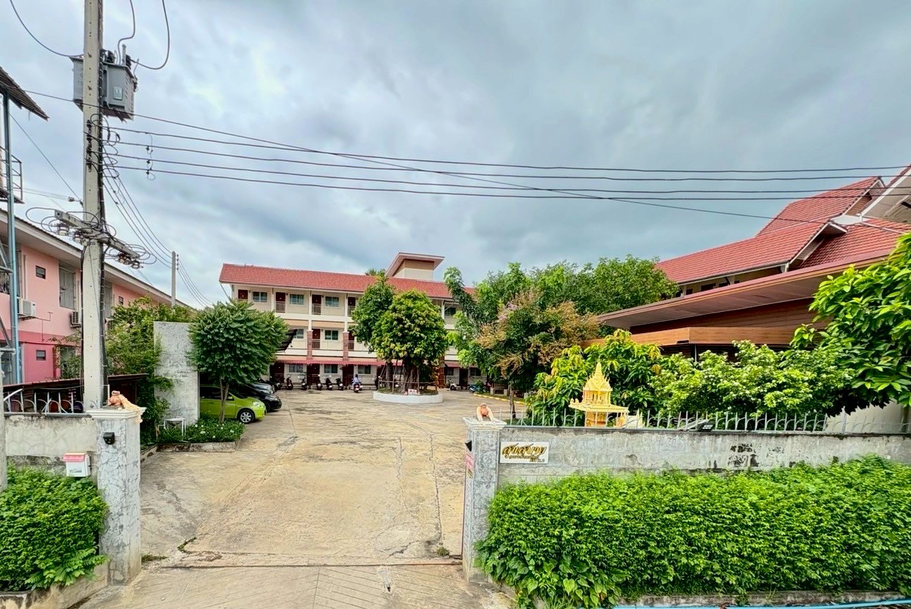 หอพักหญิงสุขสบาย